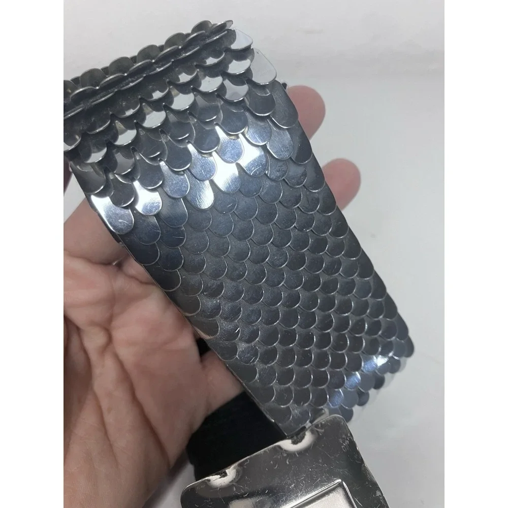 VTG 80s Fish Scale Silver Belt With Buckle Elastic Stretch Length 29-35